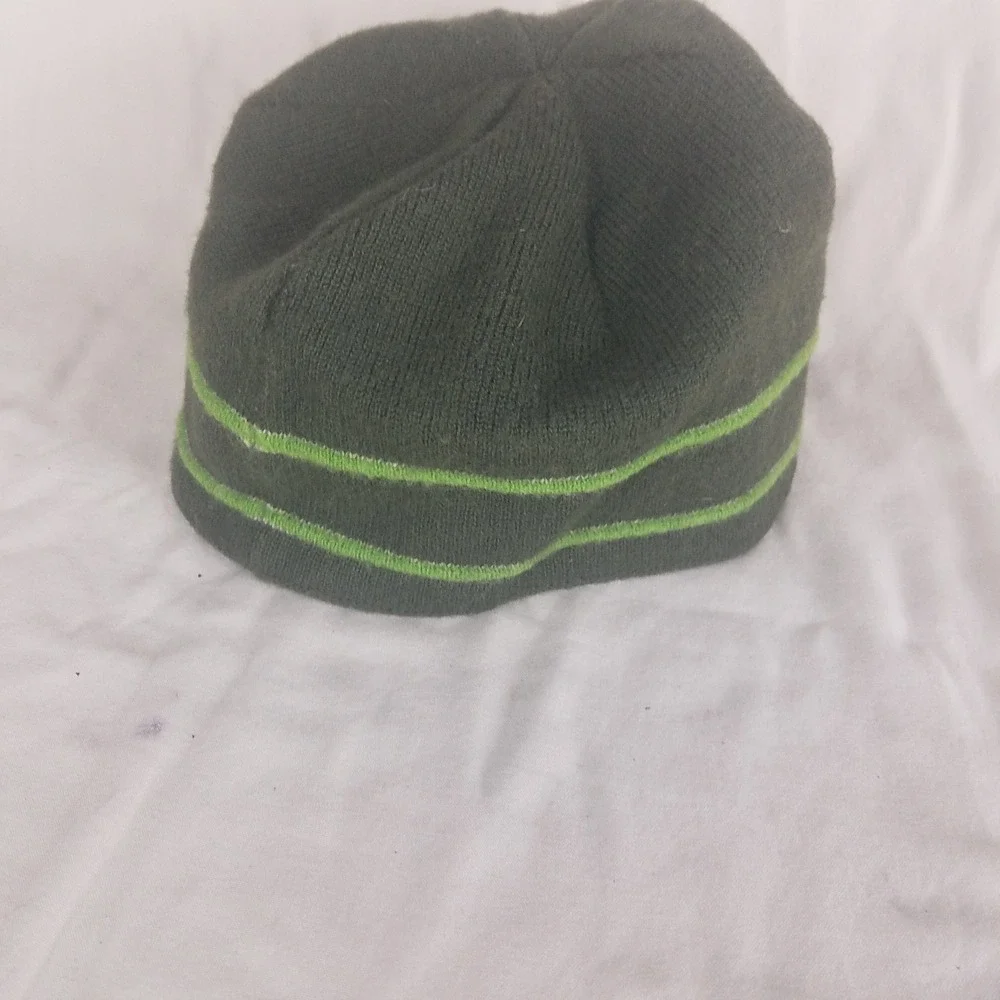 The North Face‎ Kids Beanie Hat Dark Green Lime Green Striped Fleece Lined Knit